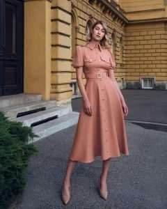 IVANA JURIĆ DESIGN: Senzualne i elegantne haljine vrlo istančano i profinjeno naglašavaju žensku figuru