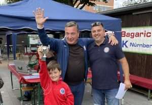 (FOTO) NÜRNBERG: Momčad Baller pobjednik malonogometnog turnira Slavko Bagarić Cup u Nürnbergu, kod boćara najbolji BK Hajduk (FOTO) NÜRNBERG: Momčad Baller pobjednik malonogometnog turnira Slavko Bagarić Cup u Nürnbergu, kod boćara najbolji BK Hajduk