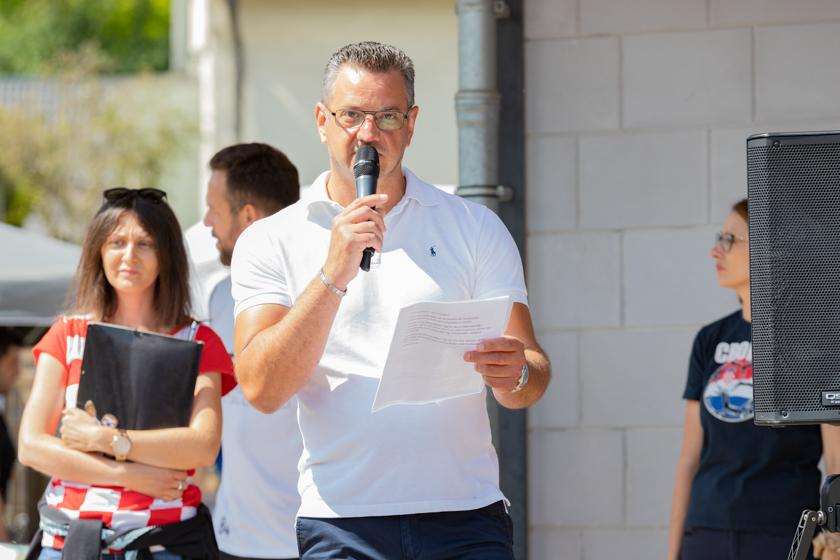 (FOTO) SPORTSKI TURNIR HRVATSKE NASTAVE BADEN-WÜRTTEMBERG 2022.: U Calwu se okupili učenici, njihovi roditelji, prijatelji... (FOTO) SPORTSKI TURNIR HRVATSKE NASTAVE BADEN-WÜRTTEMBERG 2022.: U Calwu se okupili učenici, njihovi roditelji, prijatelji...