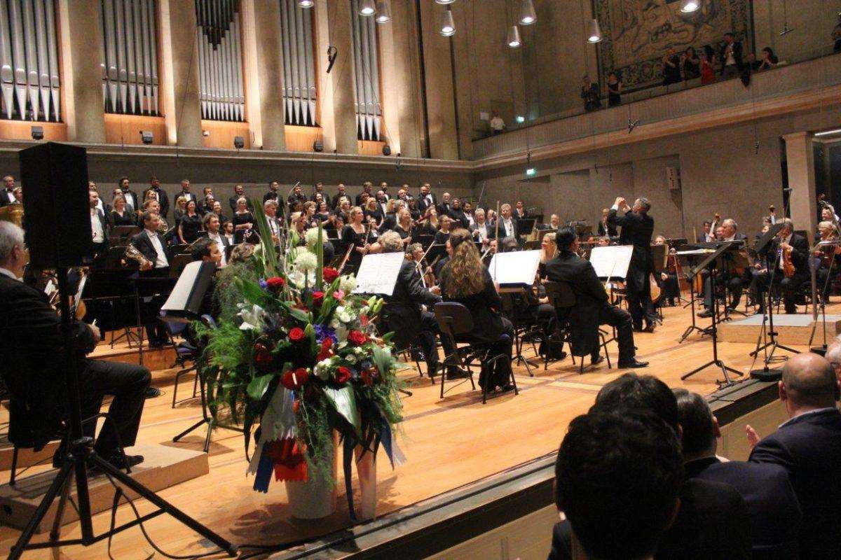 (FOTO) VELIČANSTVEN KONCERT U MÜNCHENU: U znak prijateljstva Bavarske i Hrvatske održan koncert na kojeg je došao i premijer Plenković (FOTO) VELIČANSTVEN KONCERT U MÜNCHENU: U znak prijateljstva Bavarske i Hrvatske održan koncert na kojeg je došao i premijer Plenković