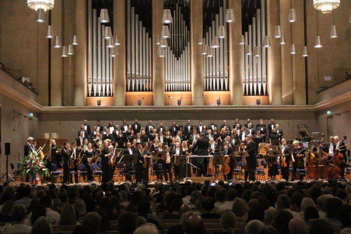 (FOTO) VELIČANSTVEN KONCERT U MÜNCHENU: U znak prijateljstva Bavarske i Hrvatske održan koncert na kojeg je došao i premijer Plenković (FOTO) VELIČANSTVEN KONCERT U MÜNCHENU: U znak prijateljstva Bavarske i Hrvatske održan koncert na kojeg je došao i premijer Plenković