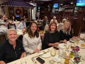 (FOTO) SUSRET DUBRAVKE ŠUICE S DUBROVČANIMA U NEW YORKU: Dogovoreno niz projekata, među njima i putujuća izložba KRAVATA utjecajnih Hrvatica i Hrvata iseljeništva (FOTO) SUSRET DUBRAVKE ŠUICE S DUBROVČANIMA U NEW YORKU: Dogovoreno niz projekata, među njima i putujuća izložba KRAVATA utjecajnih Hrvatica i Hrvata iseljeništva