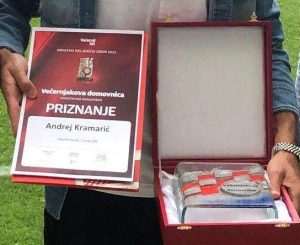 KRAMARIĆ PRIMIO VEČERNJAKOVU DOMOVNICU: Zahvaljujem svima koji prate moj rad, bez te podrške, ne bi bilo sve ovo moguće