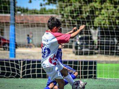 (FOTO) U GODINI KAD HRVATSKA IDE NA SP U KATAR: Poznati brazilski nogometaš posjetio nogometni klub hrvatskog imena u Brazilu (FOTO) U GODINI KAD HRVATSKA IDE NA SP U KATAR: Poznati brazilski nogometaš posjetio nogometni klub hrvatskog imena u Brazilu