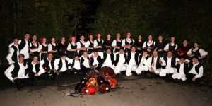 (FOTO) 8. SUSRET ČUVARA HRVATSKE ETNO BAŠTINE U FILDERSTADTU: Okupio se velik broj folkloraša folklorni festival u filderstadtu 2022