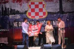 (FOTO) LIVANJSKA NOĆ U FRANKFURTU: Preko tisuću Livnjaka i njihovih gostiju uživalo u odličnoj atmosferi