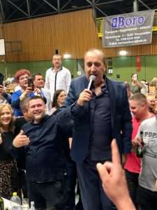 (FOTO i VIDEO) NEZABORAVNA NOĆ CROATIJE KARLSRUHE: Mladen Grdović i Panonski Mornari oduševili oko 1.000 ljudi