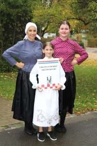 (FOTO) 8. SUSRET ČUVARA HRVATSKE ETNO BAŠTINE U FILDERSTADTU: Okupio se velik broj folkloraša folklorni festival u filderstadtu 2022