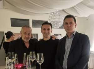 (FOTO)„POSLJEDNJA OAZA SLOBODNIH LJUDI“: U Münchenu predstavljena knjiga autora Željka Musića Ćile