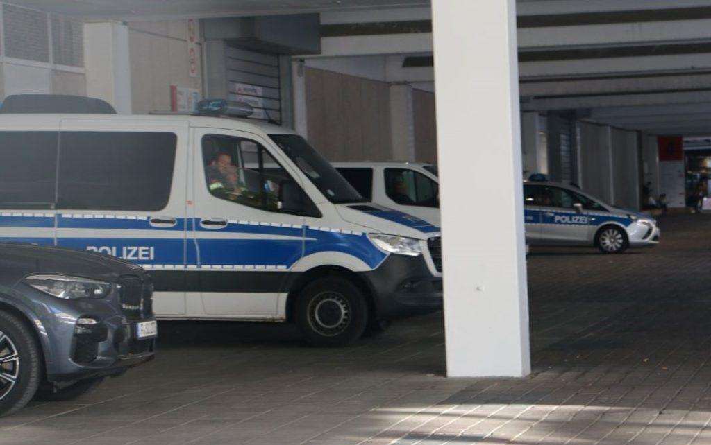 policija