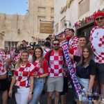 (FOTO/VIDEO) ODLIČNA ATMOSFERA U DOHI: Hrvatskim navijačima pridružila se i bivša predsjednica Kolinda Grabar Kitarović