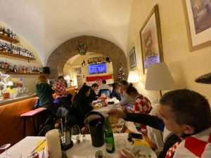(FOTO) HRVATSKI NAVIJAČI: Dok su jedni bodrili Vadrene u Dohi, drugi su navijali iz Njemačke, Italije, Hrvatske...