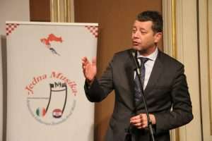 (FOTO) BOŽIĆNI KONCERT U RIMU: Hrvati, Talijani i Mađari uživali u izvedbama hrvatskih glazbenica