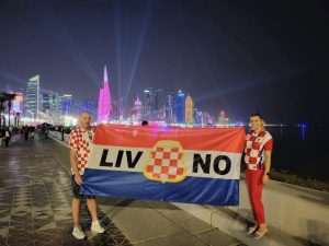 (FOTO) HRVATSKI NAVIJAČI: Dok su jedni bodrili Vadrene u Dohi, drugi su navijali iz Njemačke, Italije, Hrvatske...