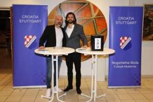 (FOTO i VIDEO) PROSLAVA 50. GODIŠNJICE CROATIJE STUTTGART: Naši očevi nisu ni slutili kako će njihova želja izrasti u nešto veliko! (FOTO i VIDEO) PROSLAVA 50. GODIŠNJICE CROATIJE STUTTGART: Naši očevi nisu ni slutili kako će njihova želja izrasti u nešto veliko!