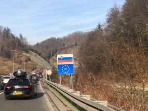 HRVATI SE VRAĆAJU U NJEMAČKU I AUSTRIJU: Kilometarske gužve između Hrvatske i Slovenije zbog e-vinjeta