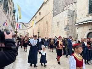 FESTA SV. VLAHA: U Dubrovniku proslavljena 1051. Festa sv. Vlaha, zaštitnika Grada FESTA SV. VLAHA: U Dubrovniku proslavljena 1051. Festa sv. Vlaha, zaštitnika Grada