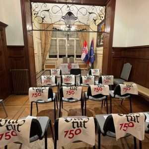KRUNA OBLJETNICE U BRUXELLESU: Predavanje o „750 godina Dubrovačkog statuta“ akademkinje Nelle Lonze KRUNA OBLJETNICE U BRUXELLESU: Predavanje o „750 godina Dubrovačkog statuta“ akademkinje Nelle Lonze
