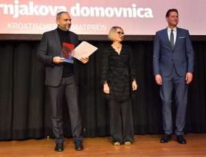 DOBITNICI VEČERNJAKOVE DOMOVNICE: U tuđoj zemlji i na tuđem jeziku nije lako započeti život, zato je ova nagrada veliko priznanje da smo uspjeli DOBITNICI VEČERNJAKOVE DOMOVNICE: U tuđoj zemlji i na tuđem jeziku nije lako započeti život, zato je ova nagrada veliko priznanje da smo uspjeli
