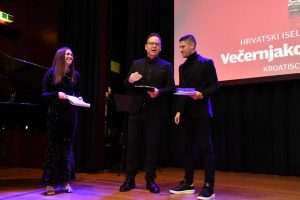 DODJELA NAGRADA VEČERNJAKOVA DOMOVNICA 2023.: U Bad Homburgu se susrela Domovina i iseljeništvo DODJELA NAGRADA VEČERNJAKOVA DOMOVNICA 2023.: U Bad Homburgu se susrela Domovina i iseljeništvo