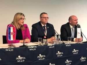 (FOTO) HRVATSKA NA NAJVEĆOJ SVJETSKOJ TURISTIČKOJ BURZI ITB BERLIN: HTZ predstavlja 20 turističkih tvrtki i zajednica te prijevoznika (FOTO) HRVATSKA NA NAJVEĆOJ SVJETSKOJ TURISTIČKOJ BURZI ITB BERLIN: HTZ predstavlja 20 turističkih tvrtki i zajednica te prijevoznika