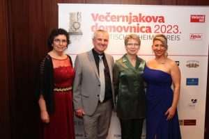DOBITNICI VEČERNJAKOVE DOMOVNICE: U tuđoj zemlji i na tuđem jeziku nije lako započeti život, zato je ova nagrada veliko priznanje da smo uspjeli DOBITNICI VEČERNJAKOVE DOMOVNICE: U tuđoj zemlji i na tuđem jeziku nije lako započeti život, zato je ova nagrada veliko priznanje da smo uspjeli