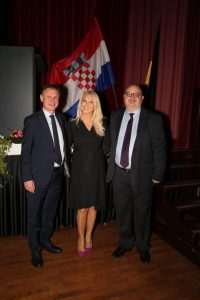 DODJELA NAGRADA VEČERNJAKOVA DOMOVNICA 2023.: U Bad Homburgu se susrela Domovina i iseljeništvo DODJELA NAGRADA VEČERNJAKOVA DOMOVNICA 2023.: U Bad Homburgu se susrela Domovina i iseljeništvo