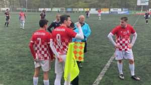 (FOTO) CROATIA BONN SLAVILA NA TEŠKOM GOSTOVANJU: Marko Sinković, koji se vratio u momčad nakon 10 mjeseci od ozljede, svojim pogotkom odlučio derbi (FOTO) CROATIA BONN SLAVILA NA TEŠKOM GOSTOVANJU: Marko Sinković, koji se vratio u momčad nakon 10 mjeseci od ozljede, svojim pogotkom odlučio derbi