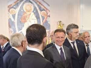 NA DANAŠNJI BLAGDAN ZAŠTITNICE EUROPE: Mons Dražen Kutleša preuzeo službu zagrebačkog nadbiskupa i postao 77. nadbiskup zagrebački i 9. nadbiskup metropolit zagrebački NA DANAŠNJI BLAGDAN ZAŠTITNICE EUROPE: Mons Dražen Kutleša preuzeo službu zagrebačkog nadbiskupa i postao 77. nadbiskup zagrebački i 9. nadbiskup metropolit zagrebački