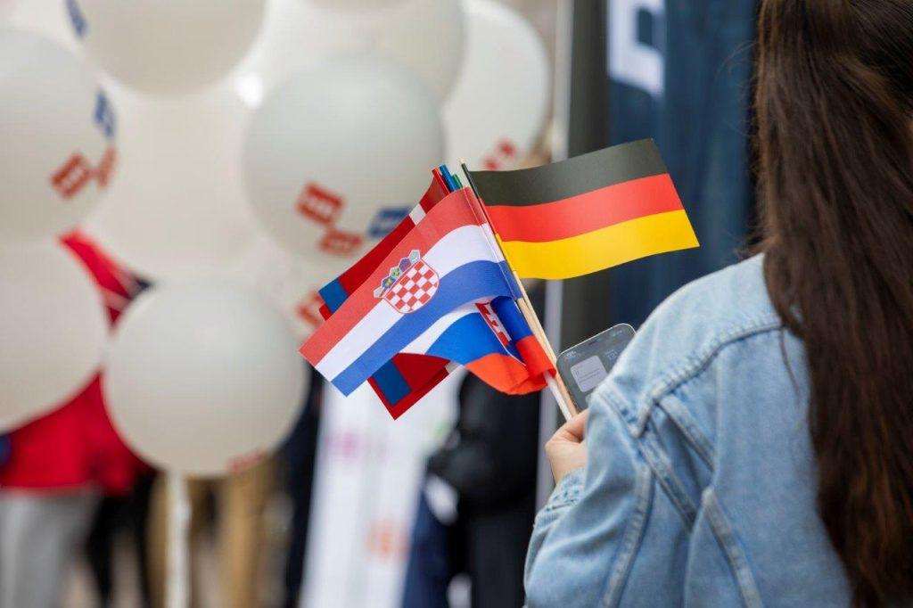 hrvatska i njemacka zastava