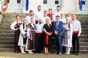 PROSLAVA DANA DRŽAVNOSTI U DÜSSELDORFU: Prisjećamo se trenutka kada je nakon više stoljeća nastojanja hrvatskih ljudi stvorena država Hrvatska PROSLAVA DANA DRŽAVNOSTI U DÜSSELDORFU: Prisjećamo se trenutka kada je nakon više stoljeća nastojanja hrvatskih ljudi stvorena država Hrvatska