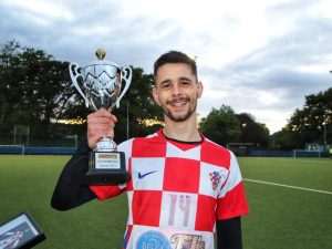 USPJEH HRVATA U IRSKOJ: FC Croatia Fermoy pobjednik malonogometne lige u Corku, Mikleušević najbolji igrača a Zagorac najbolji strijelac USPJEH HRVATA U IRSKOJ: FC Croatia Fermoy pobjednik malonogometne lige u Corku, Mikleušević najbolji igrača a Zagorac najbolji strijelac