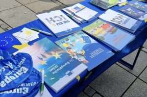 STUTTGART: Klapa Troplet HKZ Esslingen/N oduševila nastupom na Danu kampanje za Europu