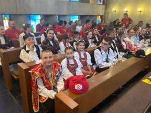 (VIDEO / FOTO) ZAJEDNIŠTVO HRVATA NA SJEVERU NJEMAČKE: Čak i u ovim teškim vremenima Hrvatska i Njemačka stoje rame uz rame