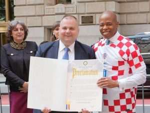 HRVATI AMERIKE U POSEBNOM RASPOLOŽENJU: Otvoreni Dani hrvatske baštine u New Yorku te Hrvatski kulturni tjedan u Los Angelesu HRVATI AMERIKE U POSEBNOM RASPOLOŽENJU: Otvoreni Dani hrvatske baštine u New Yorku te Hrvatski kulturni tjedan u Los Angelesu