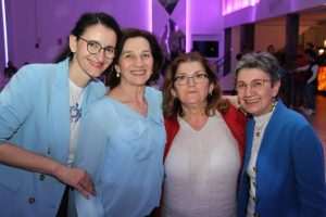 (FOTO) PROSLAVILI 7 GODINA RADA: Poznati hrvatski kafić u Dortmundu Jakos okupio prijatelje, goste i ljubitelje tamburaša (FOTO) PROSLAVILI 7 GODINA RADA: Poznati hrvatski kafić u Dortmundu Jakos okupio prijatelje, goste i ljubitelje tamburaša