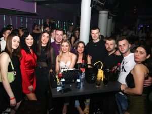 (FOTO) BILA JE TO NOĆ ZA PAMĆENJE: Petar Grašo oduševio publiku u Stuttgartu