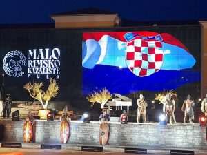 OVO JE SVJETSKA PRIČA: U Puli svečano otvoreno Malo rimsko kazalište OVO JE SVJETSKA PRIČA: U Puli svečano otvoreno Malo rimsko kazalište