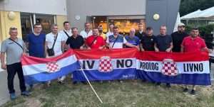 NAKON OKUPLJANJA U FRANKFURTU: Hrvatski nogometni navijači krenuli super modernim kamperima u Nizozemsku na Final Four Lige nacija