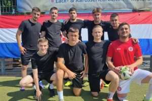 (FOTO I VIDEO) SJAJNO IZDANJE TURNIRA CROATIA CUP 2023. U FRANKFURTU: Prvi Erzgebirge Haue, drugi Cafe Ludwig, treći Brzi i žestoki