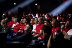 U SJAJNOJ ATMOSFERI DVORANE U ROTTERDAMU: Najbolji hrvatski kickboksač Antonio Plazibat poražen nokautom u 5. rundi od Nizozemca Osare U SJAJNOJ ATMOSFERI DVORANE U ROTTERDAMU: Najbolji hrvatski kickboksač Antonio Plazibat poražen nokautom u 5. rundi od Nizozemca Osare
