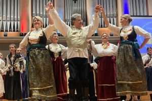 HRVATI U BAVARSKOJ PROSLAVILI ZNAČAJAN JUBILEJ: 75. obljetnica Hrvatske katoličke župe München HRVATI U BAVARSKOJ PROSLAVILI ZNAČAJAN JUBILEJ: 75. obljetnica Hrvatske katoličke župe München