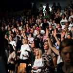DUHOVNI KONCERT OKUPIO MNOŠTVO: Alan Hržica održao koncert slavljenja u Rijeci DUHOVNI KONCERT OKUPIO MNOŠTVO: Alan Hržica održao koncert slavljenja u Rijeci