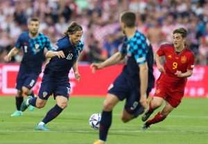 NAKON INFARKTNE UTAKMICE U ROTTERDAMU: Hrvatska izgubila na jedanaesterce od Španjolske Luka Modrić u napadu (ILUSTRACIJA) / Foto: Hina
