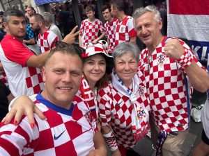 (FOTO I VIDEO) LUDNICA U ROTTERDAMU: Hrvati su ponovno pokazali da su svi kao jedno kad treba stati uz svoje!