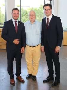 (FOTO) PROSLAVA DANA DRŽAVNOSTI U STUTTGARTU: Budimo ponosni na našu povijest i ono što smo postigli te koračajmo optimistično u budućnost (FOTO) PROSLAVA DANA DRŽAVNOSTI U STUTTGARTU: Budimo ponosni na našu povijest i ono što smo postigli te koračajmo optimistično u budućnost