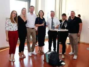 (FOTO) PROSLAVA DANA DRŽAVNOSTI U STUTTGARTU: Budimo ponosni na našu povijest i ono što smo postigli te koračajmo optimistično u budućnost (FOTO) PROSLAVA DANA DRŽAVNOSTI U STUTTGARTU: Budimo ponosni na našu povijest i ono što smo postigli te koračajmo optimistično u budućnost