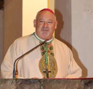 PROSLAVLJENA 50. OBLJETNICA HRVATSKE KATOLIČKE ŽUPE/MISIJE TRAUNREUT: Mons. Petanjak - Treba razmišljati i o povratku u domovinu