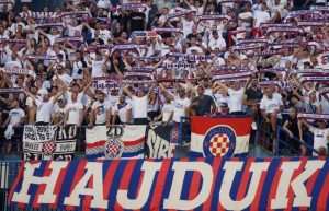NAJVEĆI HRVATSKI DERBI: Hajduk u Maksimiru uzeo sva tri boda Dinamu NAJVEĆI HRVATSKI DERBI: Hajduk u Maksimiru uzeo sva tri boda Dinamu