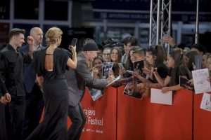 OTVOREN 29. SARAJEVO FILM FESTIVAL: Na prikazivanje filma "Poljubite budućnost" hrvatskog redatelja stigao Bono Vox i Christiane Amanpour